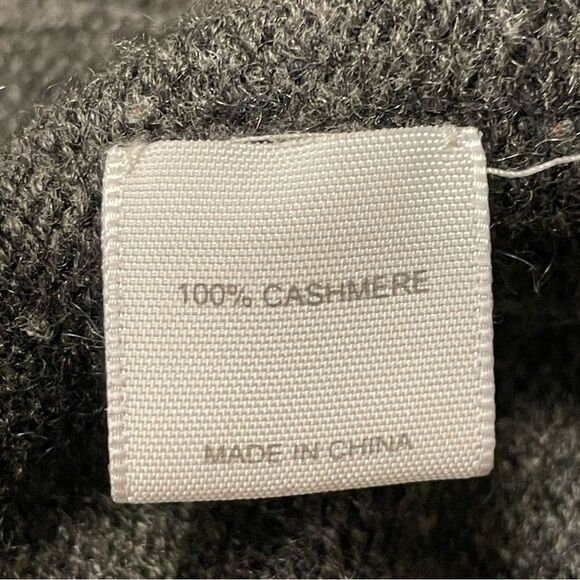 SEATON Cashmere Seahorse Varsity Cardigan in Gray‎ and White - Picture 5 of 6